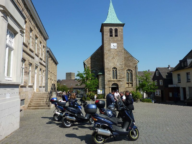 Leo-Tour Ostern 2011 - Hattingen-Burg Blankenstein  - 2.jpg