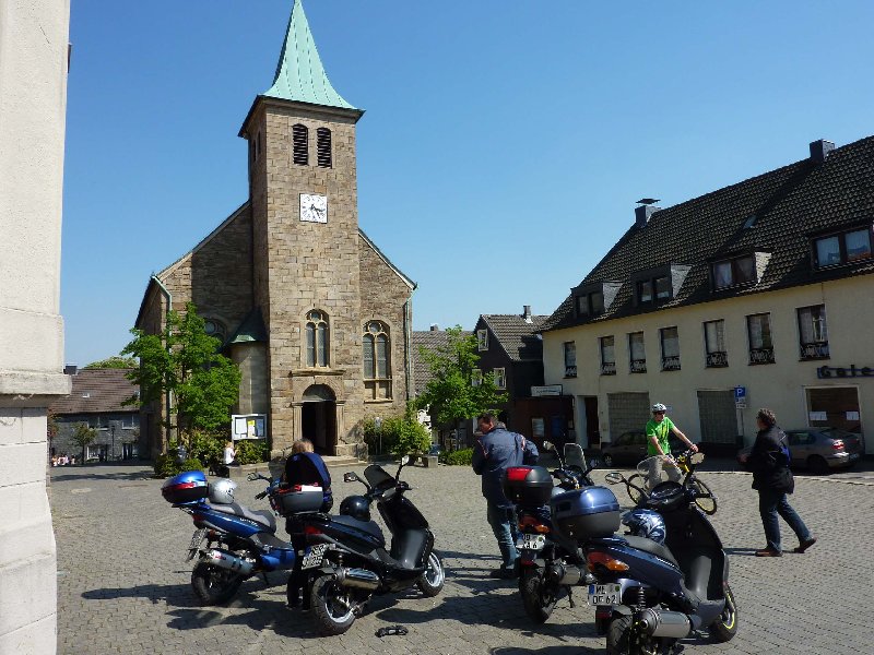 Leo-Tour Ostern 2011 - Hattingen-Burg Blankenstein  - 4.jpg